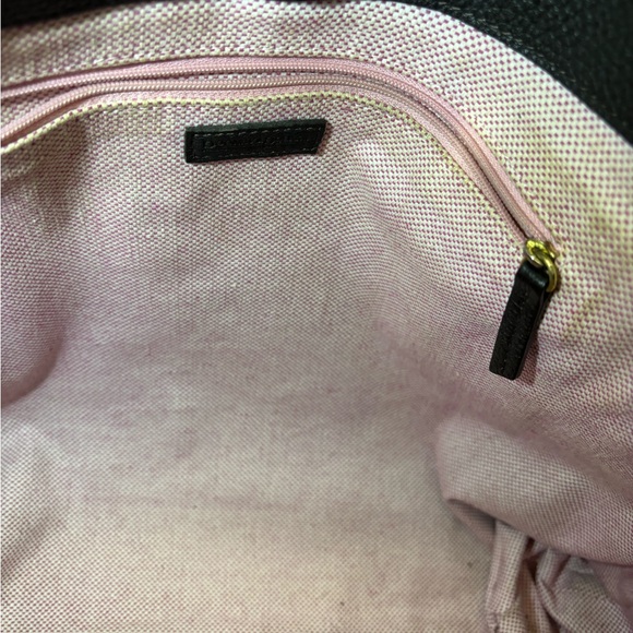 Dooney & Bourke - Picture 7 of 7